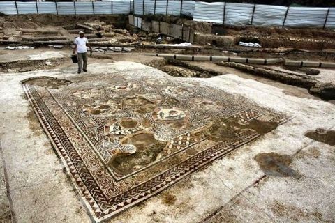 Descubierto un mosaico en la ciudad de Lod con escenas e imágenes de animales ajenos a Tierra Santa