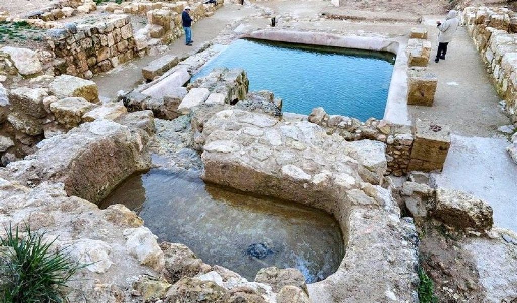 Ein Hanniya, el lugar de gran belleza y tesoro arqueológico donde Felipe bautizó al eunuco etíope