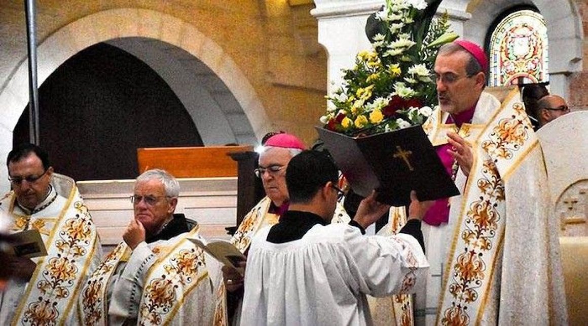 «Quien quiera encerrar el Evangelio en límites privados no ha entendido el deseo de Dios», dijo Pizzaballa en Belén