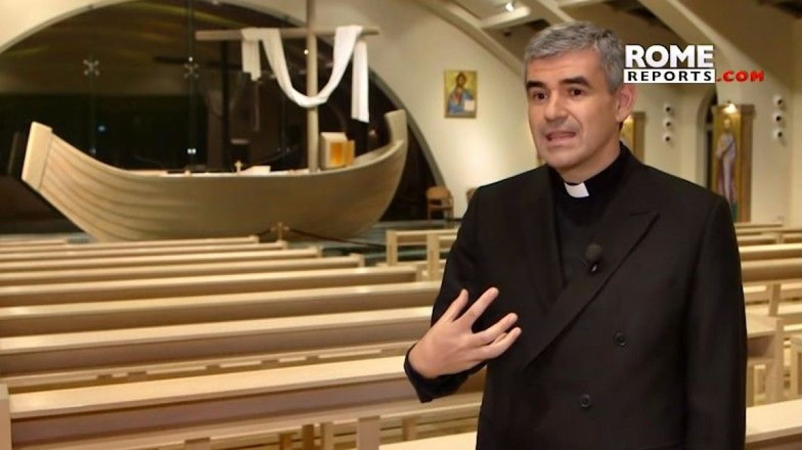 En la iglesia de las mujeres en Magdala, «todos los peregrinos quedan muy impactados por el altar»