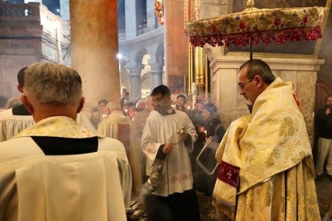 Con el Santo Sepulcro cerrado, el arzobispo Pizzaballa lamenta: «Son tiempos peores que la guerra»