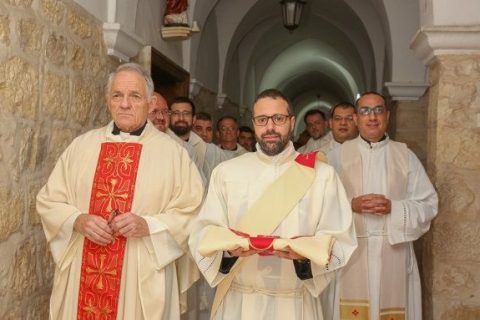 Árabe cristiano y ordenado en Tierra Santa: «El sacerdote debe ser justo, alejarse del amor al dinero y al poder, y vivir el celibato como un regalo»