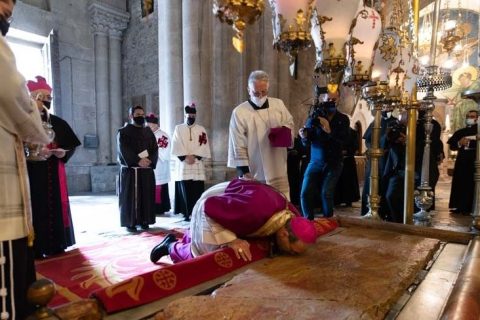 Pizzaballa, al entrar en el Patriarcado, anima a la Iglesia local: «Es un momento difícil pero no es el fin»