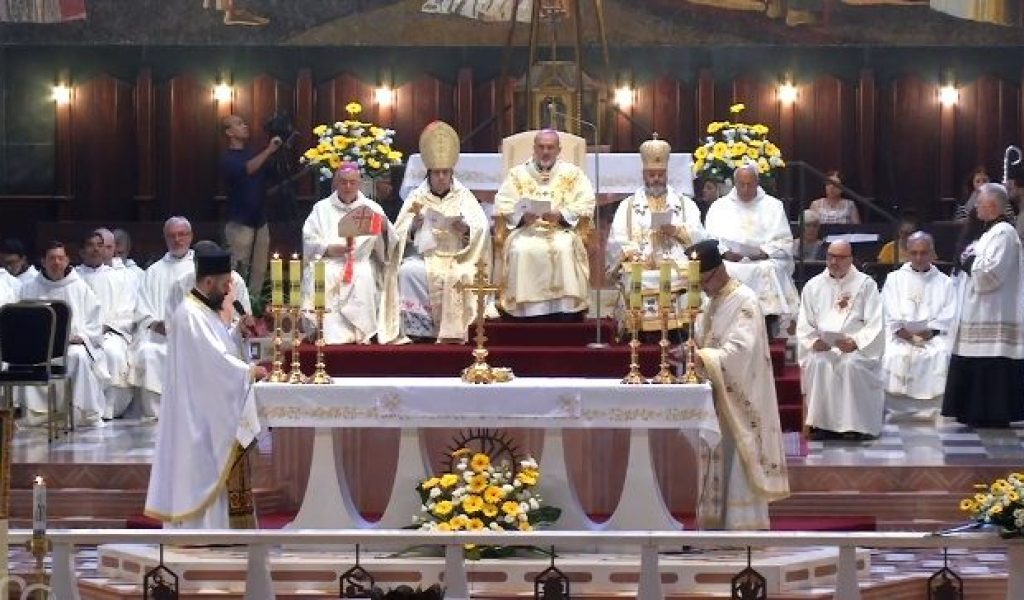 «La Sagrada Familia de Jesús, José y María representa bien la identidad y misión» de Tierra Santa