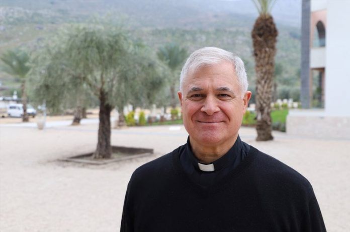 Padre Juan Solana, del Centro Magdala, que dirige la peregrinación virtual de sanación
