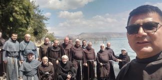 Franciscanos peregrinos en Tierra Santa.