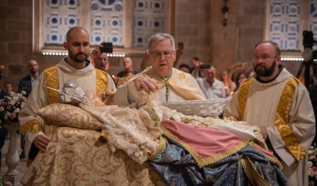 Tierra Santa celebra la Asunción aclamando la «bondad de mujer, de esposa y de madre» de María