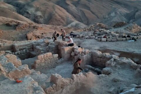 Descubren en el desierto de Judea una paráfrasis en griego del salmo 86… escrita por un monje cristiano