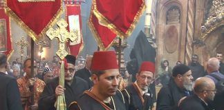 Una de las numerosas procesiones en el Santo Sepulcro que se rigen por el 'status quo'.