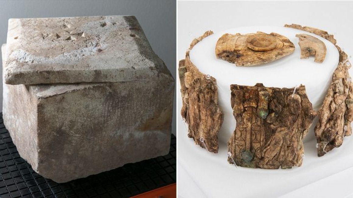 Descubren una caja de marfil de hace 1500 años con reliquias que muestran la entrega a Moisés de los Diez Mandamientos