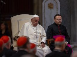 Francisco en la jornada de oración por la paz.