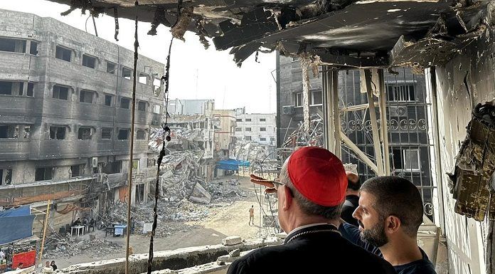 El cardenal Pizzaballa en verano de 2024 contemplaba Gaza arrasada por la guerra